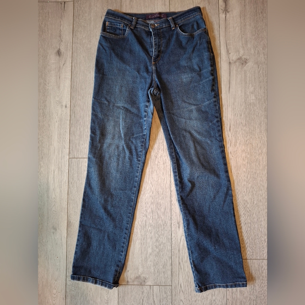 Gloria Vanderbilt jeans